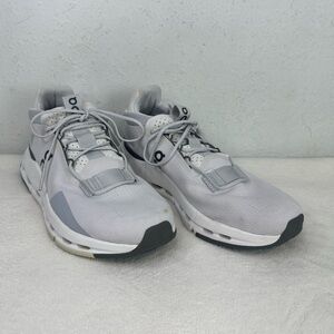 On Cloud On Running Men’s Size 7.5 Shoes
